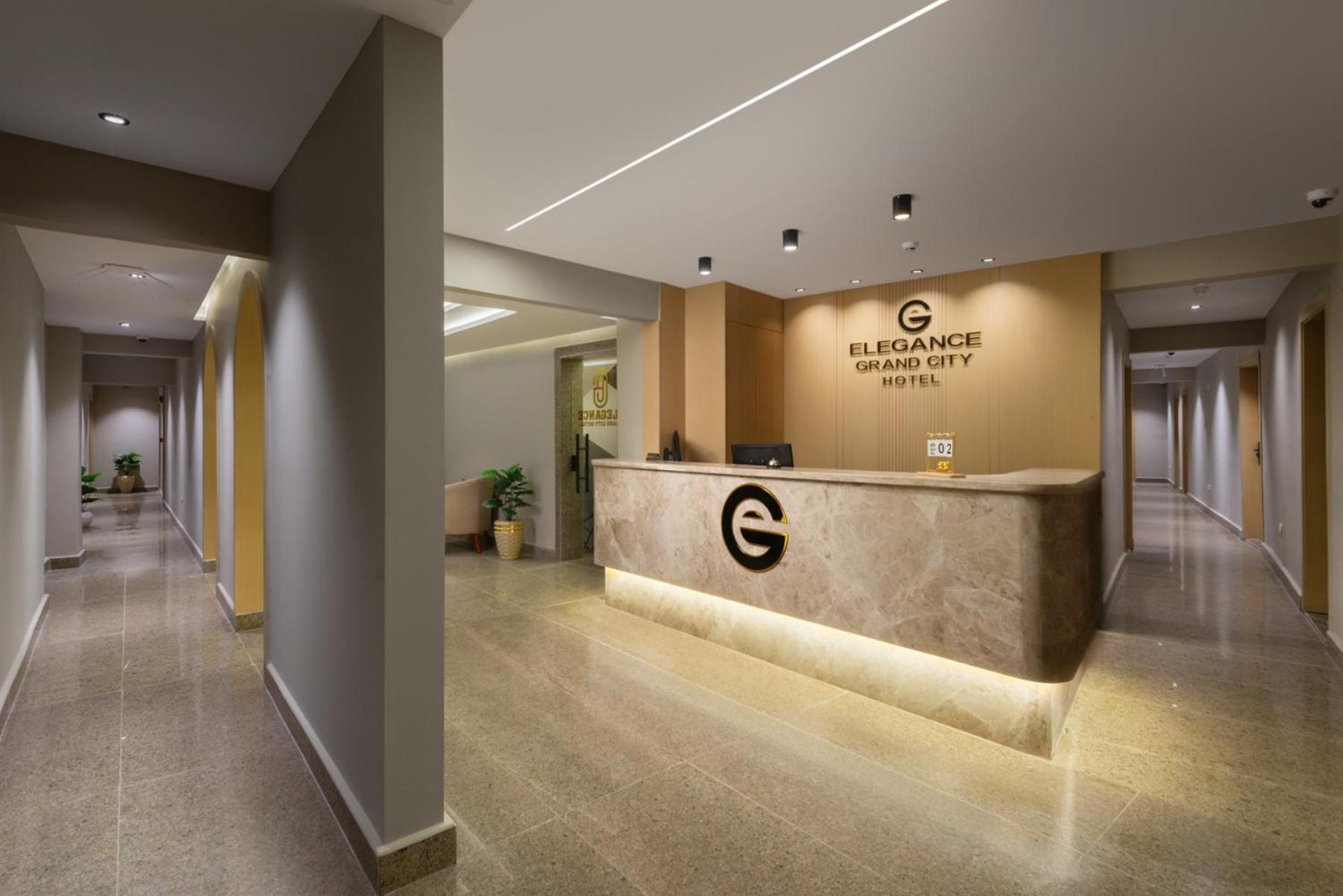 Elegance Grand City Hotel Kairo Exteriör bild